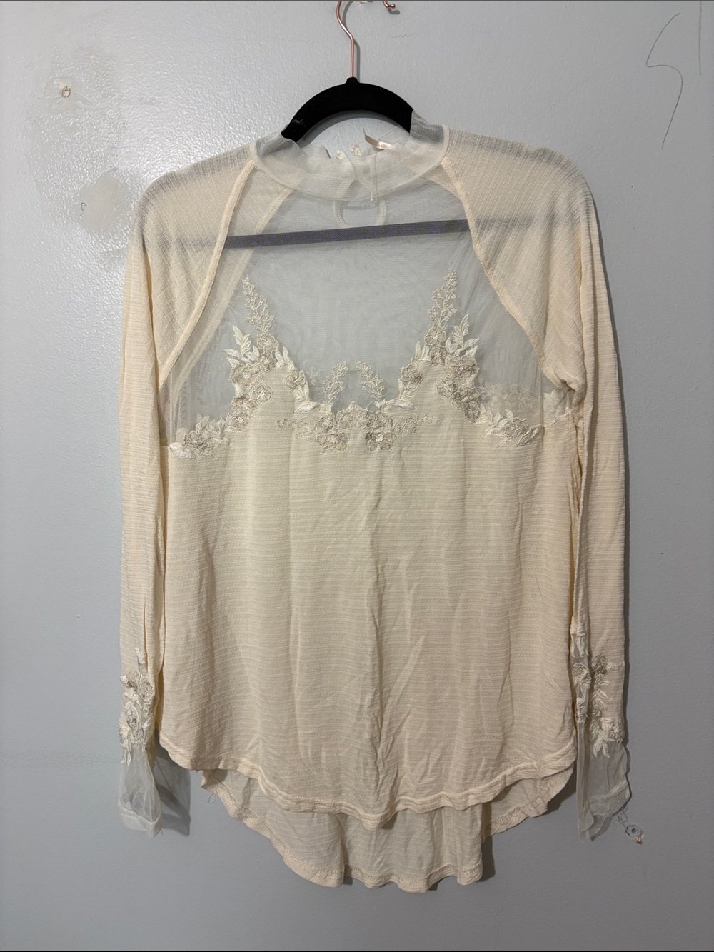 Free People Ivory Floral Embroidered Mesh Long Sleeve Top XS Romantic Boho - Picture 2 of 6